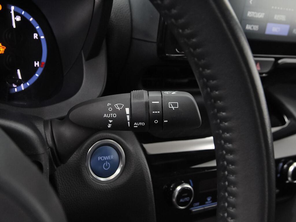 Toyota Yaris Cross 1.5 120H Active Tech 17