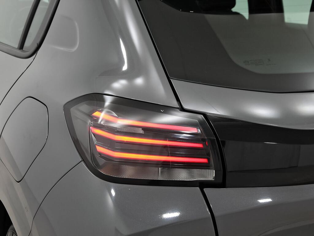 Peugeot 208 Active Puretech 100 32