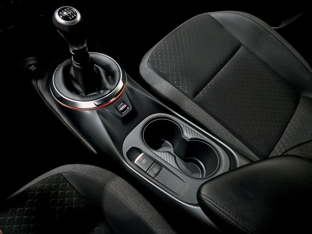 Nissan Juke DIG-T 84 kW (114 CV) 6M/T N-Connecta 28