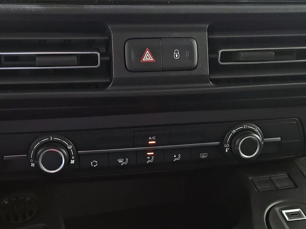 Citroën Berlingo Talla M BlueHDi 100 S&S PLUS 23