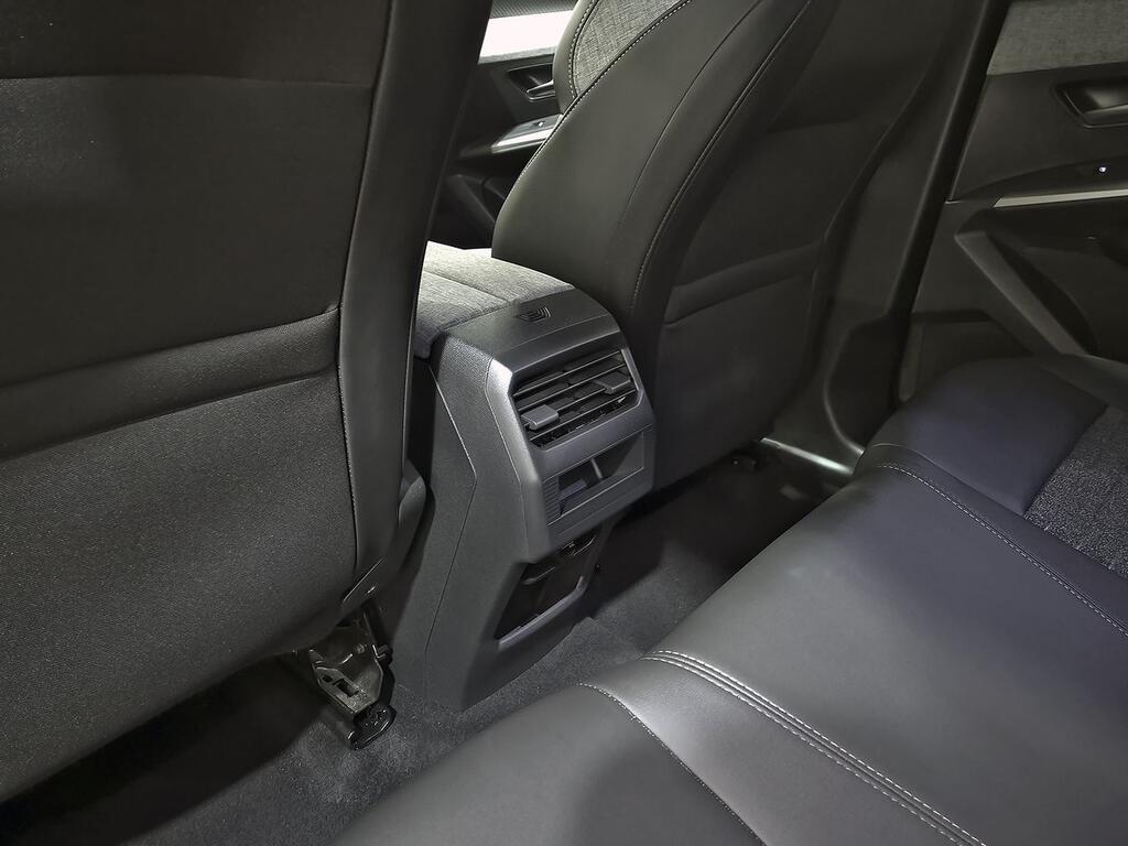 Peugeot 3008 Hybrid 1.2 100KW Allure eDCS6 34