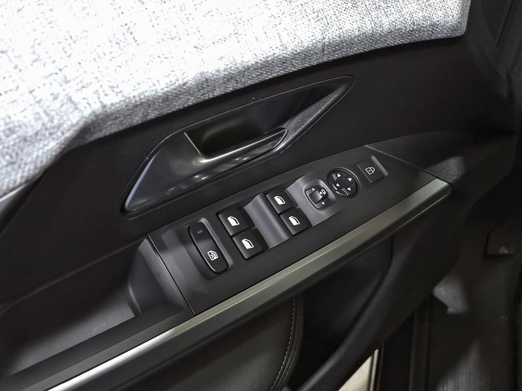 Peugeot 3008 Hybrid 1.2 100KW Allure eDCS6 11