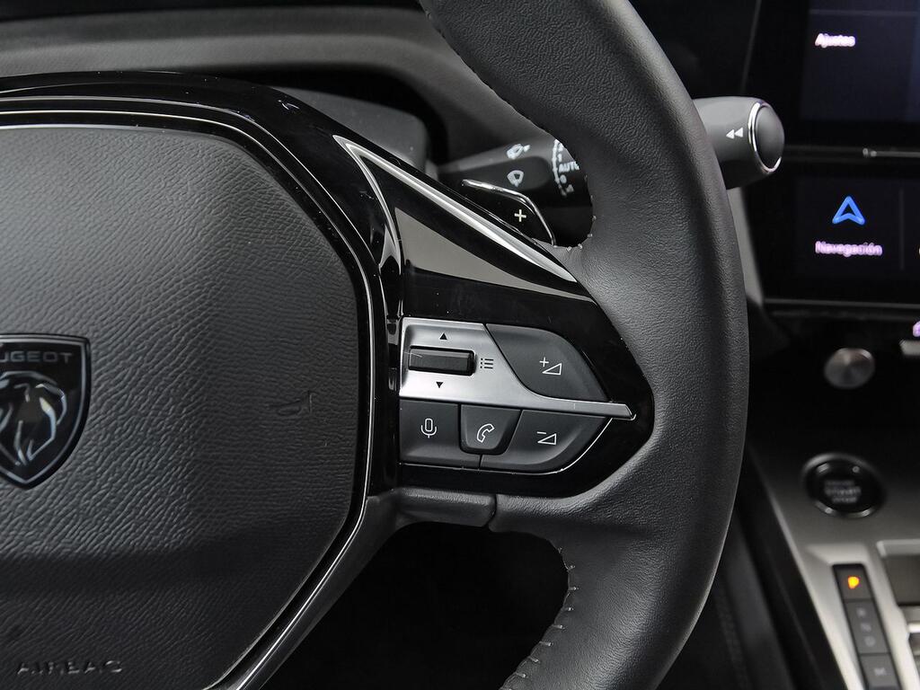 Peugeot 308 5P Allure PureTech 130 S&S EAT8 18