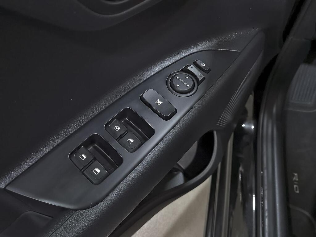 Kia Rio 1.0 T-GDi 74kW (100CV) MHEV iMT Drive 11