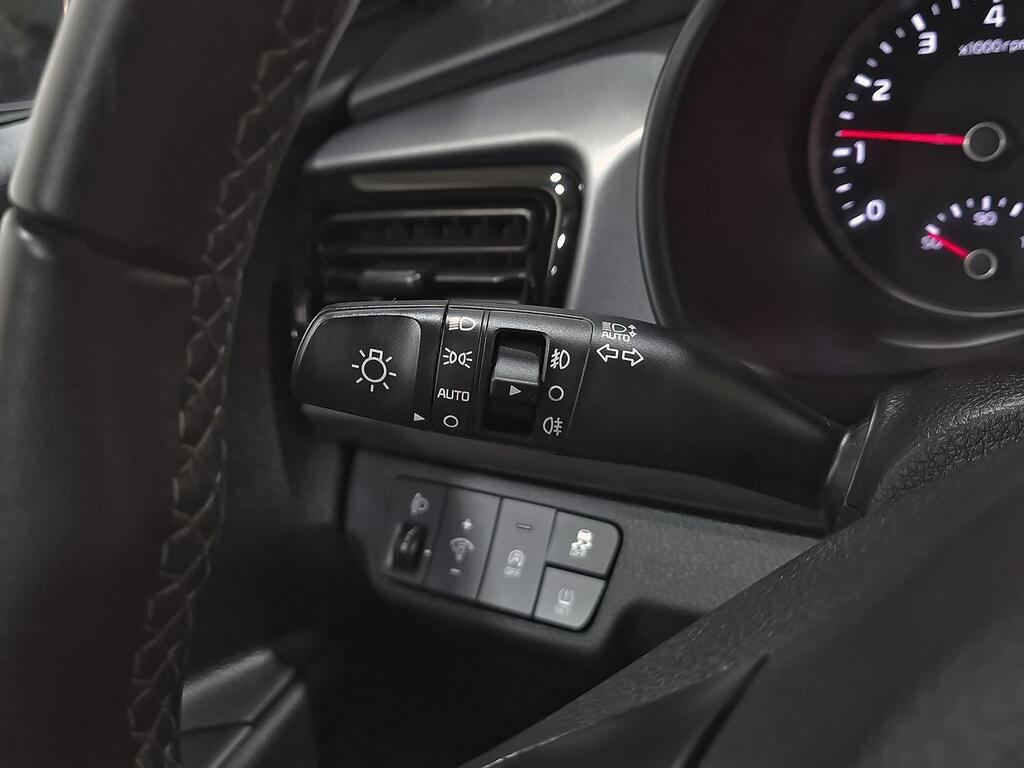 Kia Rio 1.0 T-GDi 74kW (100CV) MHEV iMT Drive 14