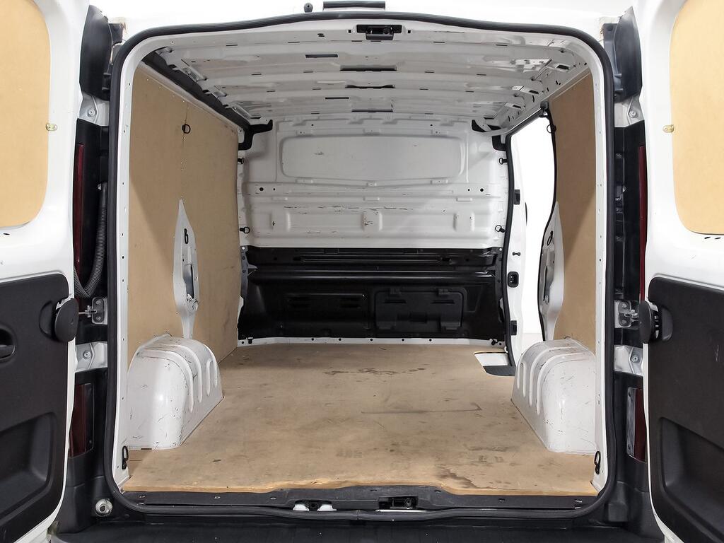 Nissan Primastar 2.0DCI 110CV GO L1H1 4P 9