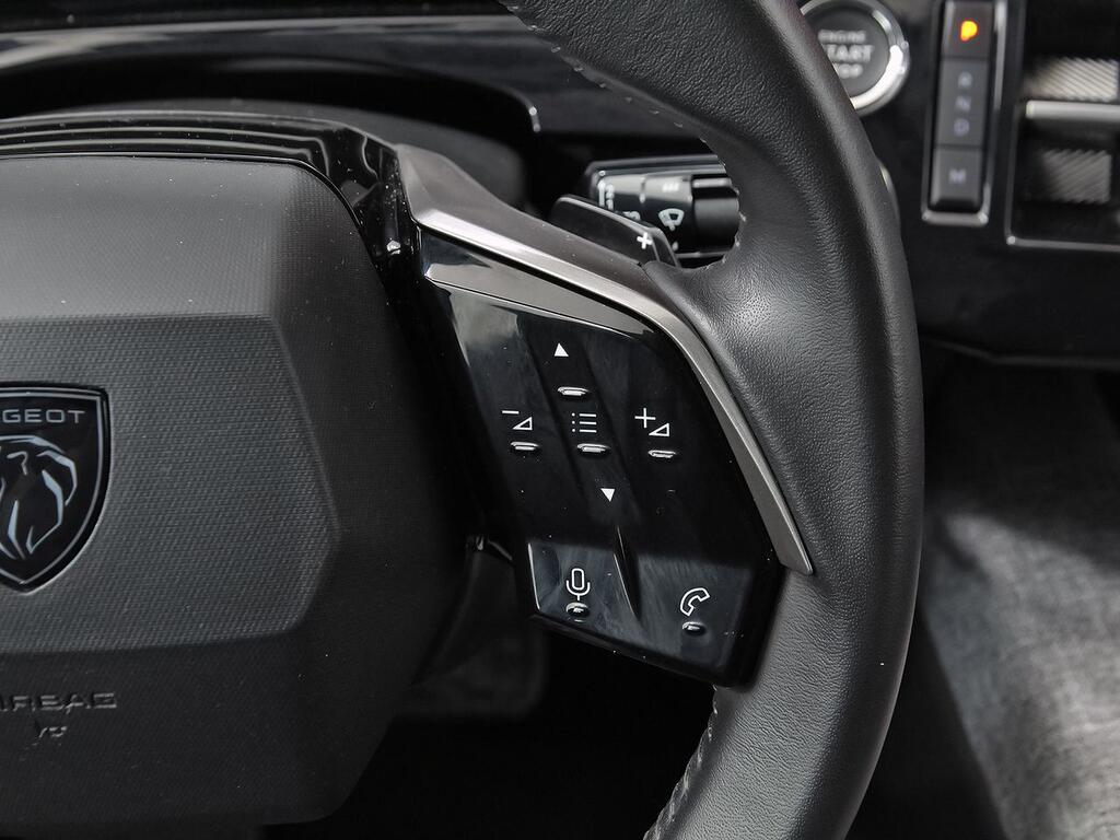 Peugeot 5008 1.2 100KW Allure eDCS6 20