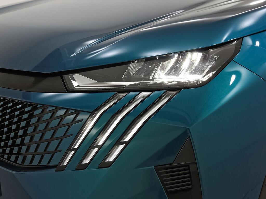 Peugeot 5008 1.2 100KW Allure eDCS6 36