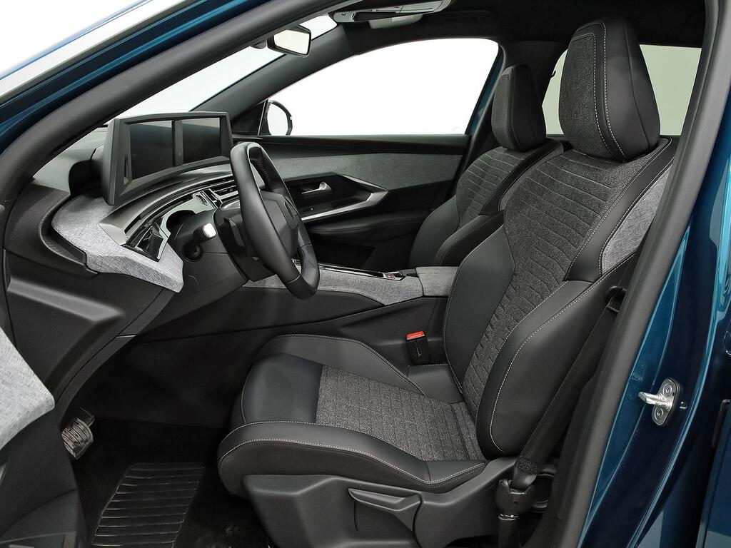 Peugeot 5008 1.2 100KW Allure eDCS6 8