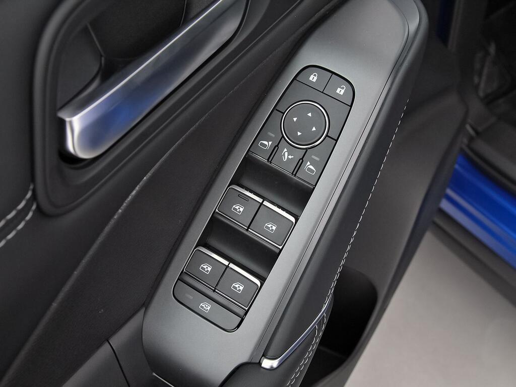 Nissan Qashqai E-POWER 140 KW (190 CV) N-Connecta 12