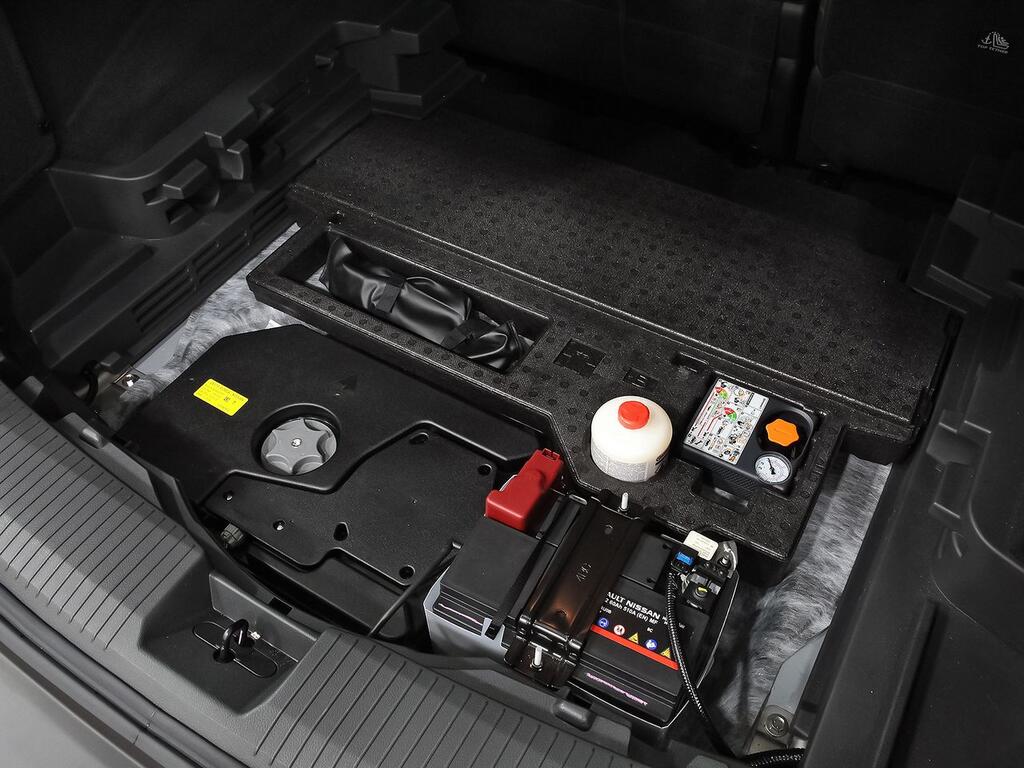 Nissan X-Trail 5pl 1.5 e-POWER 152kW 4x2 A/T N-Connecta 38