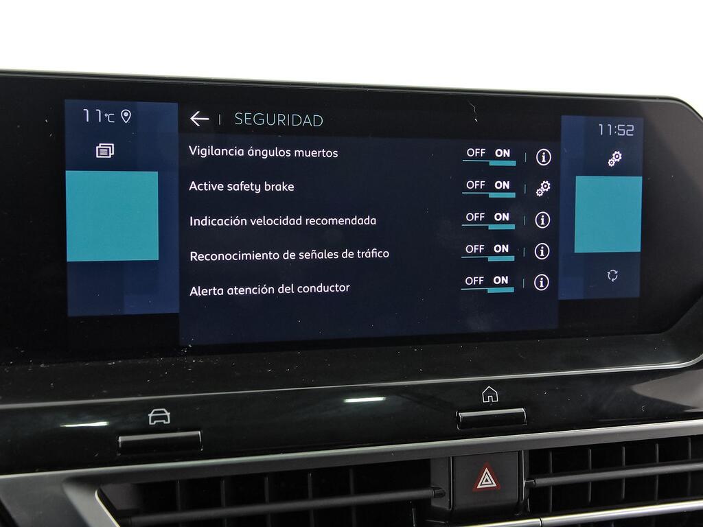 Citroën C4 ë-C4 eléctrico 100kW 50kWh Shine 29