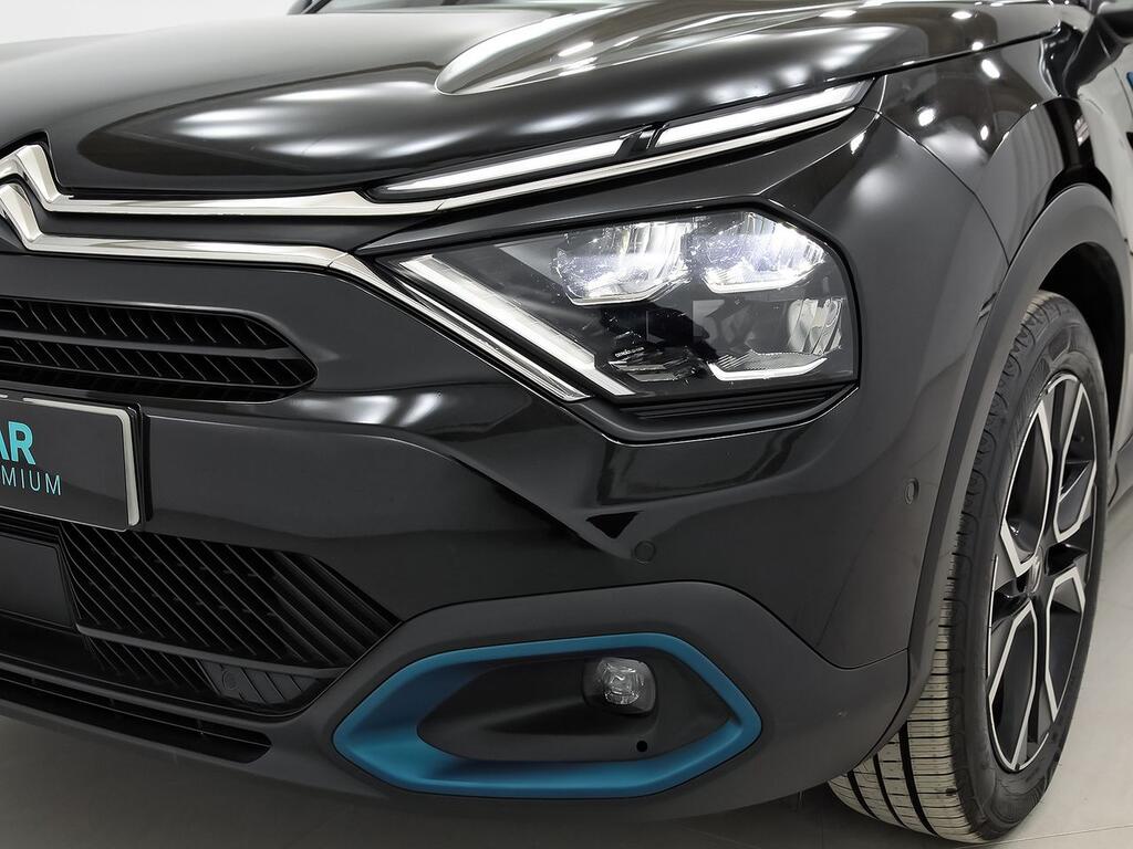 Citroën C4 ë-C4 eléctrico 100kW 50kWh Shine 38