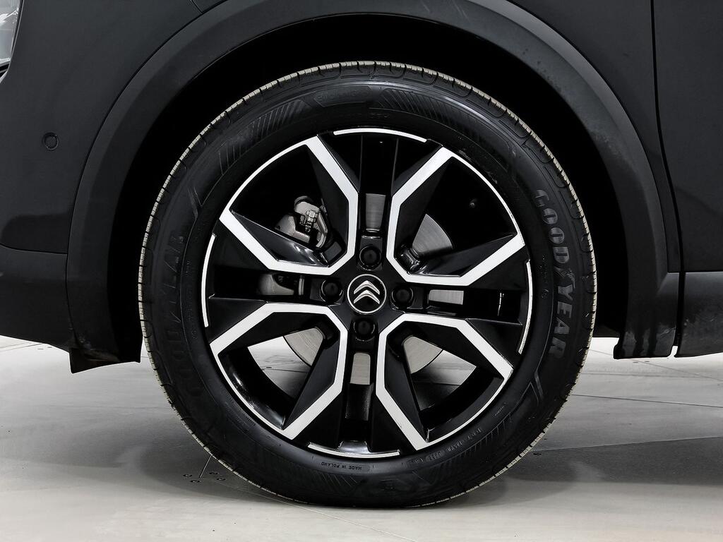 Citroën C4 ë-C4 eléctrico 100kW 50kWh Shine 11