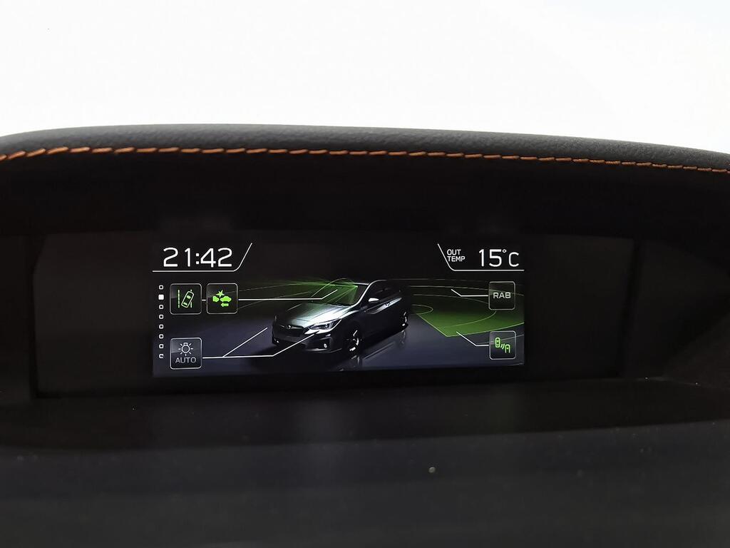 Subaru XV 2.0i Hybrid CVT Executive Plus 22