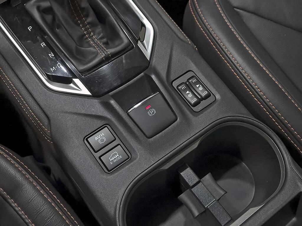 Subaru XV 2.0i Hybrid CVT Executive Plus 28