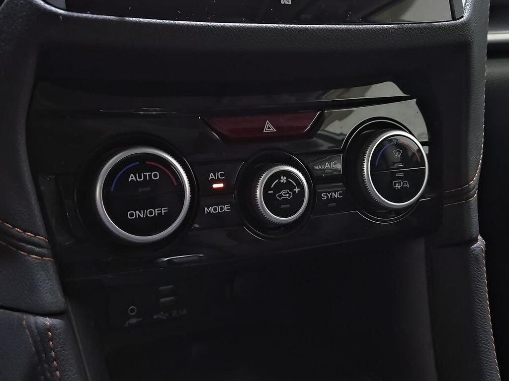 Subaru XV 2.0i Hybrid CVT Executive Plus 25