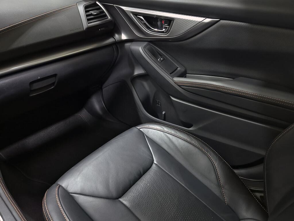 Subaru XV 2.0i Hybrid CVT Executive Plus 31