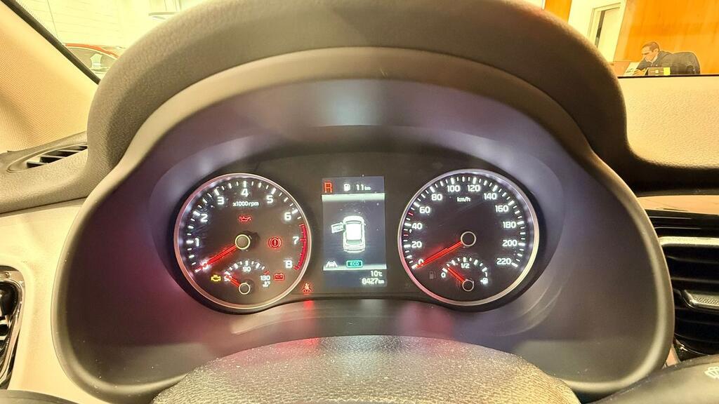 Kia Stonic 1.0 T-GDi 74kW (100CV) MHEV iMT Drive 9