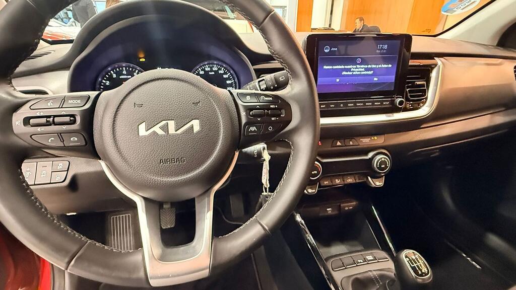 Kia Stonic 1.0 T-GDi 74kW (100CV) MHEV iMT Drive 8