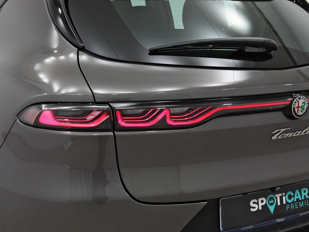 Alfa Romeo Tonale 1.6 DS 130 CV SPRINT FWD 42