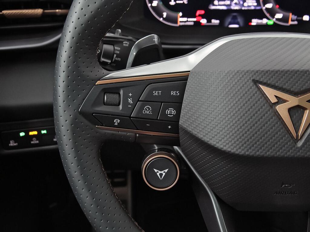 Cupra Terramar 1.5 TSI e-Hybrid 200kW (272 CV) VZ DSG 17