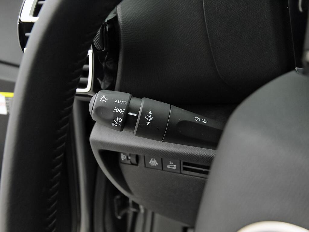 Citroën C4 X Hybrid 136 e-DCS6 You 16