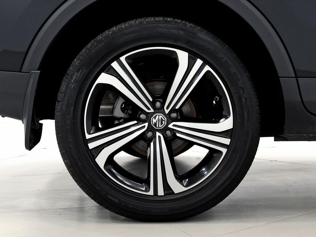 MG ZS 1.5 Luxury 11