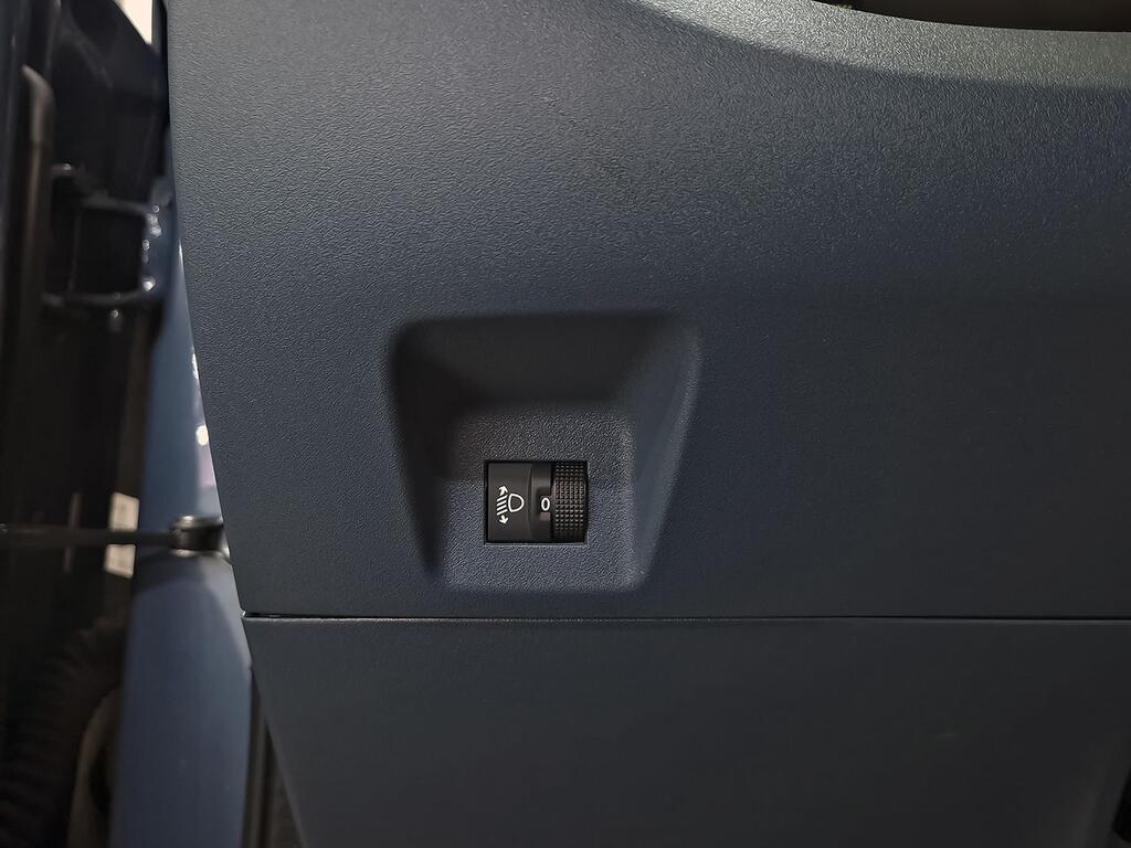 Fiat Grande Panda Icon MHEV 74kW (100cv) 13