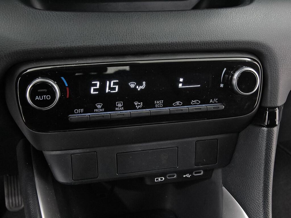 Mazda 2 1.5 85 kW (116 CV) CVT Centre-line 14