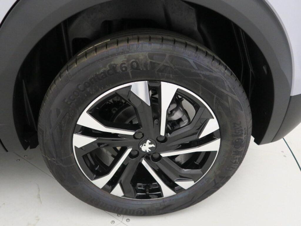 Peugeot 2008 Allure Puretech 130 S&S 6 Vel. MAN 23