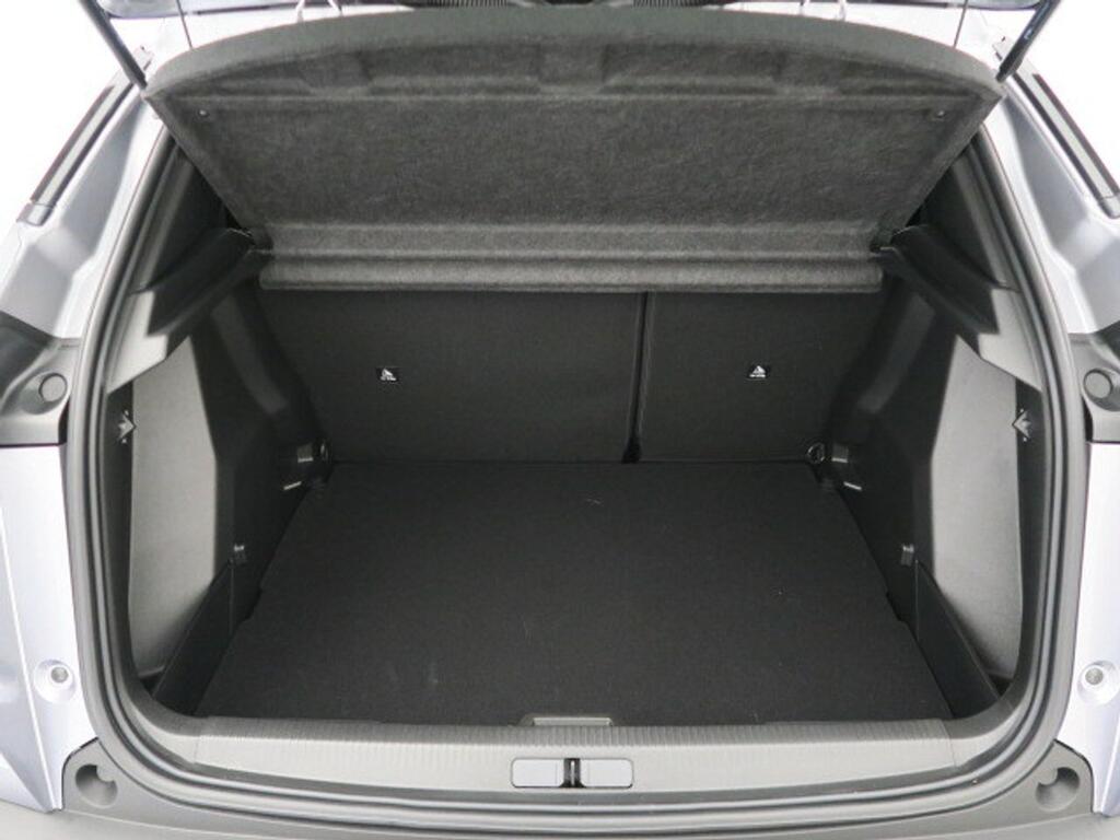 Peugeot 2008 Allure Puretech 130 S&S 6 Vel. MAN 17