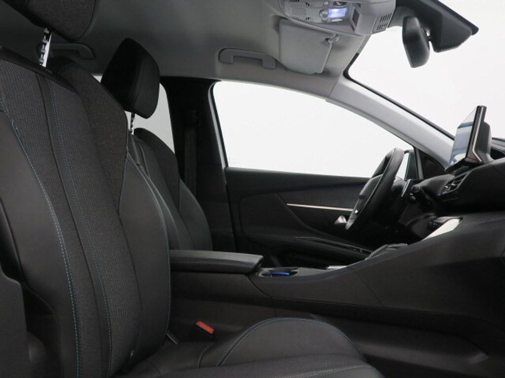 Peugeot 3008 1.2 PureTech 96KW S&S Allure EAT8 12