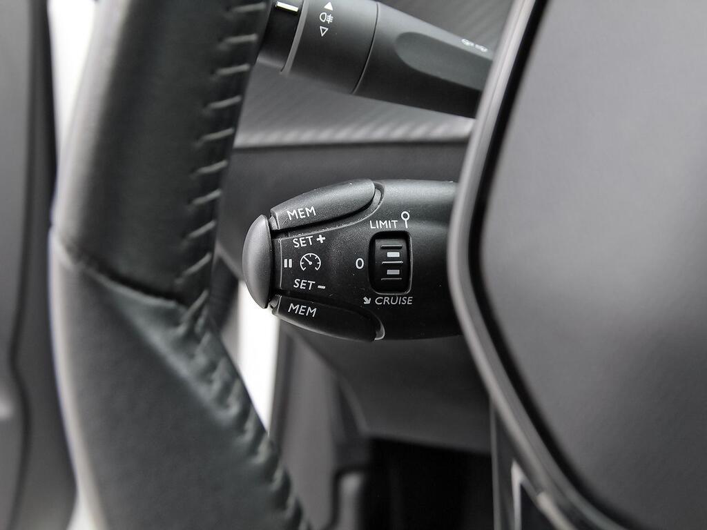 Peugeot 208 BlueHDi 73kW (100CV) Active 9