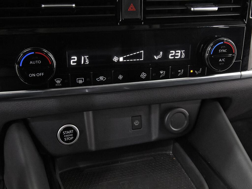 Nissan Qashqai DIG-T 116kW Xtronic N-Connecta 30