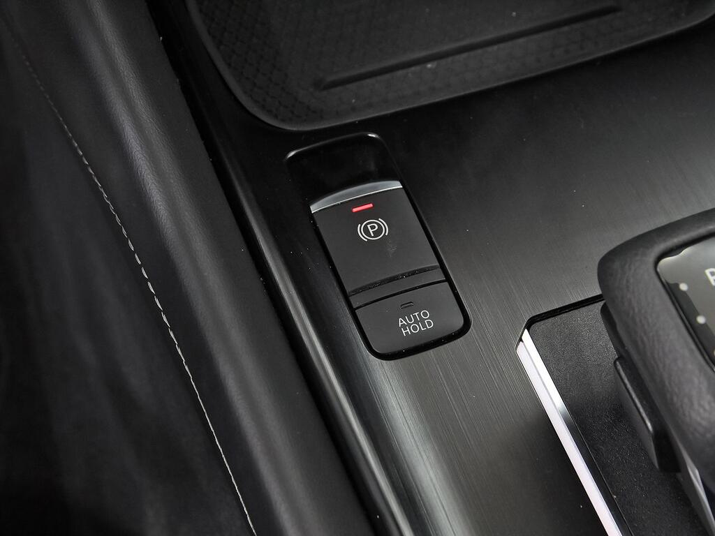 Nissan Qashqai DIG-T 116kW Xtronic N-Connecta 31