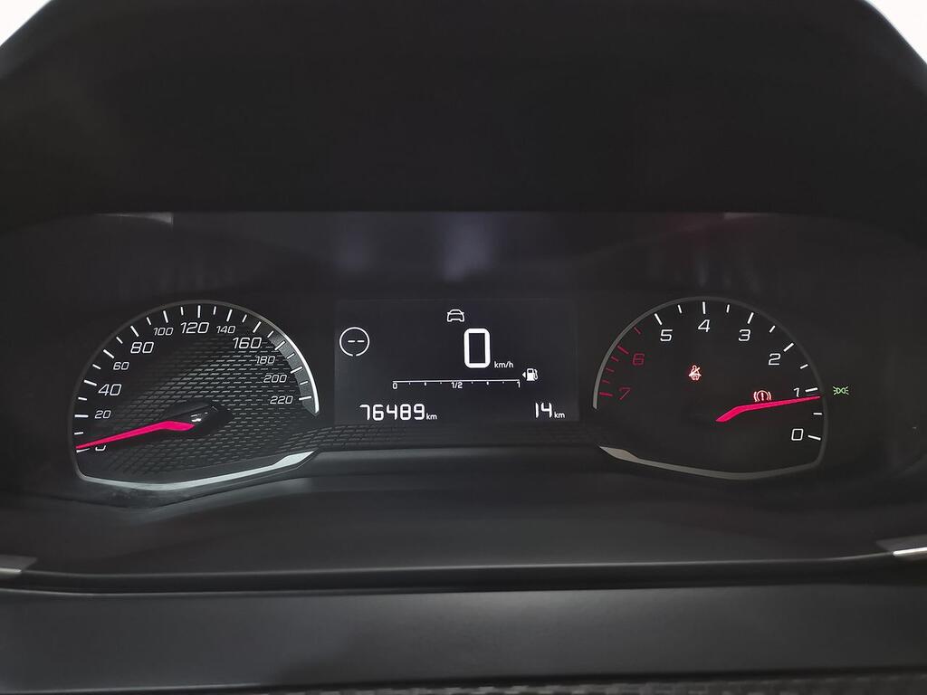 Peugeot 208 BlueHDi 73kW (100CV) Active 13