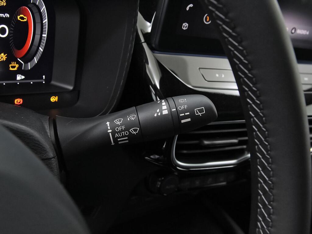 Nissan Juke DIG-T 84 kW (114 CV) DCT 7 Vel. Tekna 16