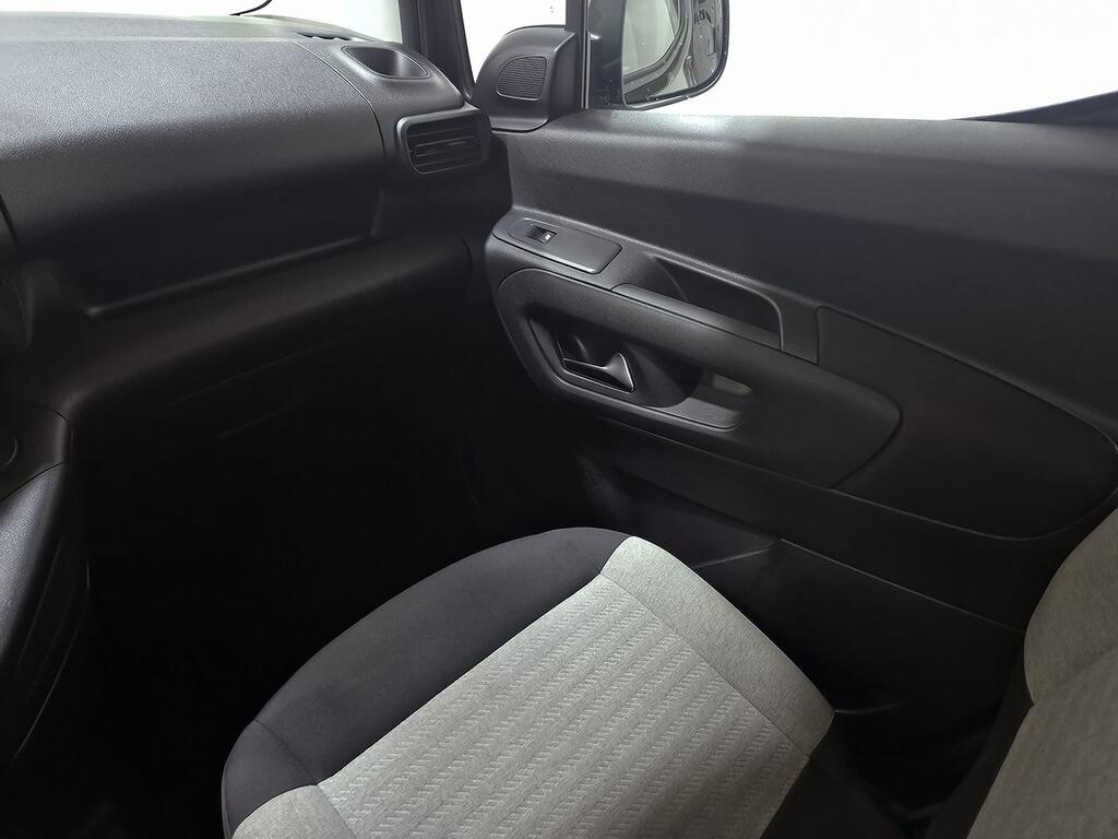 Citroën Berlingo Talla M BlueHDi 100 S&S PLUS 27