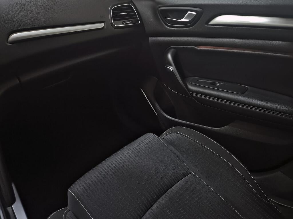 Renault Megane Zen Tce GPF 103 kW (140CV) EDC 31