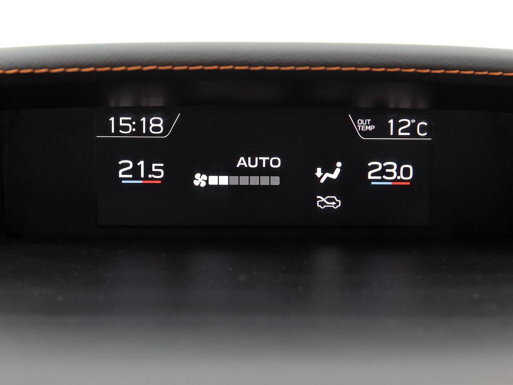 Subaru XV 2.0i Hybrid CVT Executive Plus 31