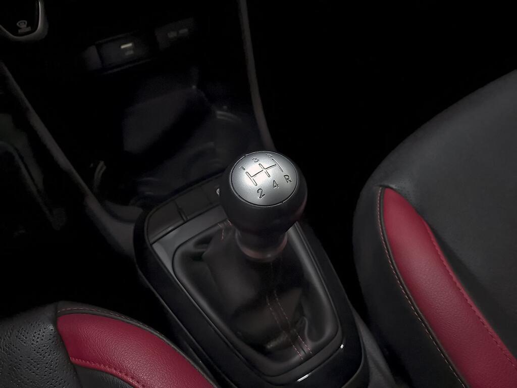 Kia Picanto 1.0 DPi 49kW (67CV) GT Line 28