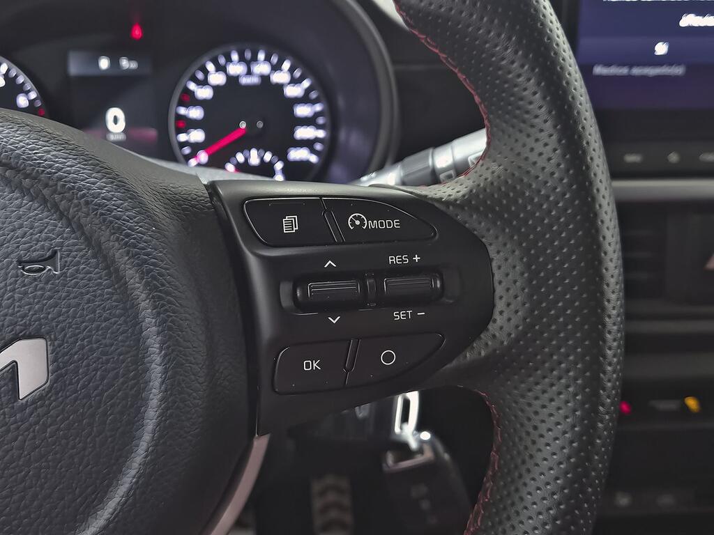 Kia Picanto 1.0 DPi 49kW (67CV) GT Line 17