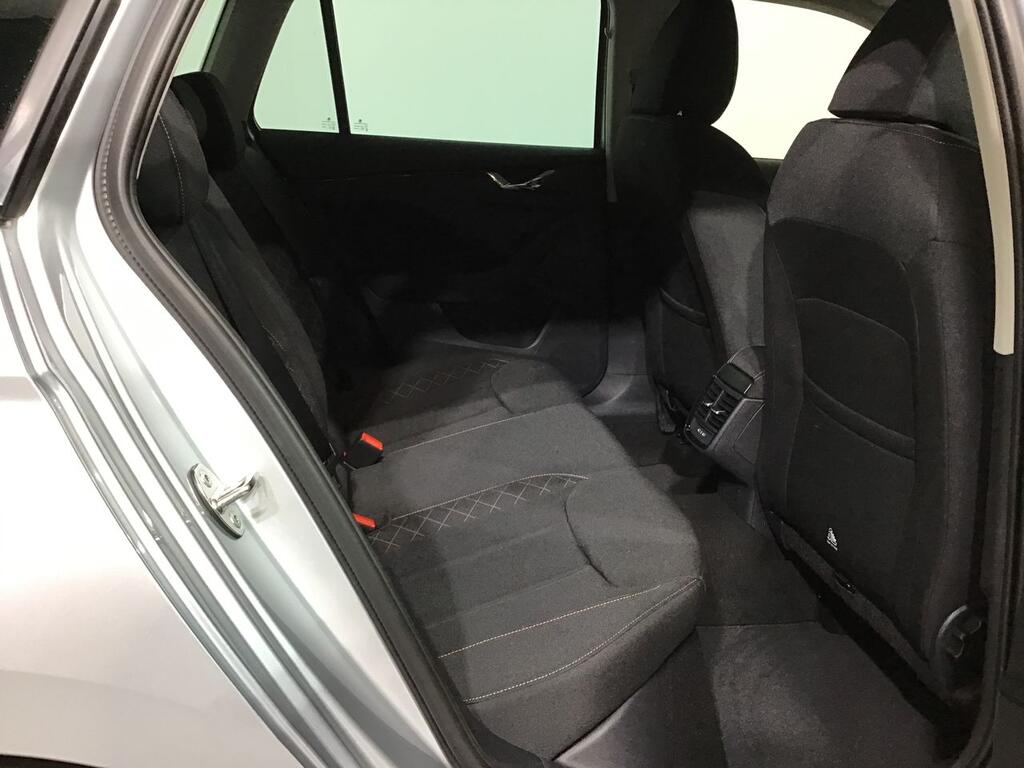 Skoda Kamiq 1.0 TSI 70kW (95CV) AMBITION 6