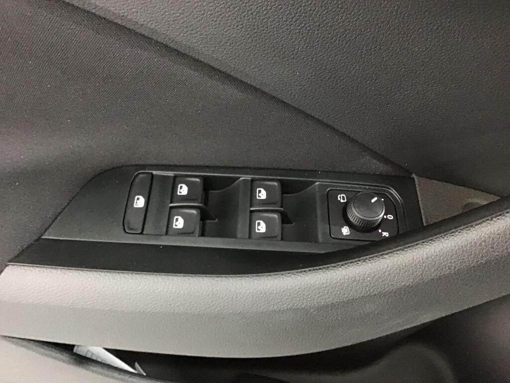 Skoda Kamiq 1.0 TSI 70kW (95CV) AMBITION 17