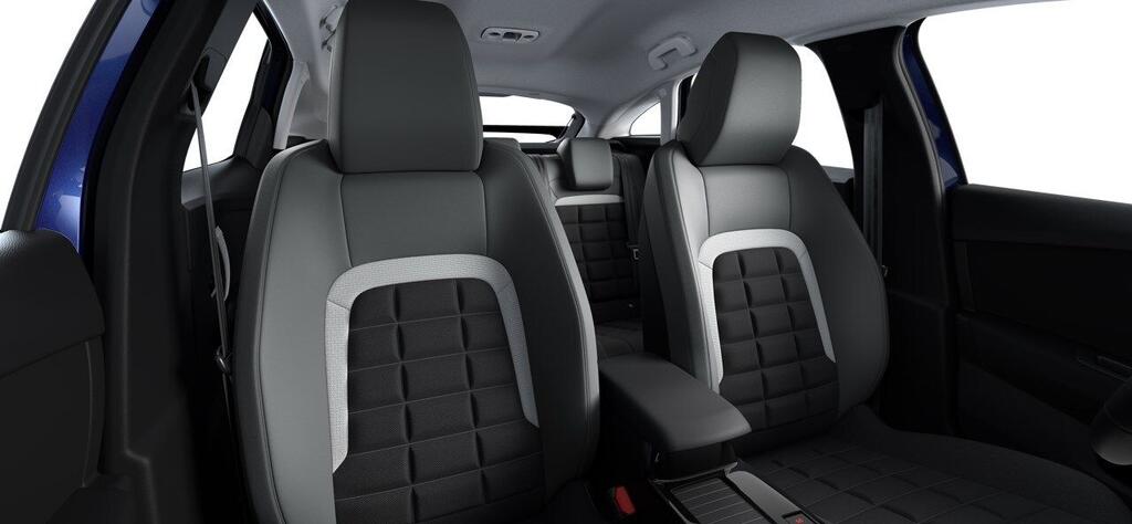 Citroën C4 Hybrid 145 ë-DCS6 Plus 7