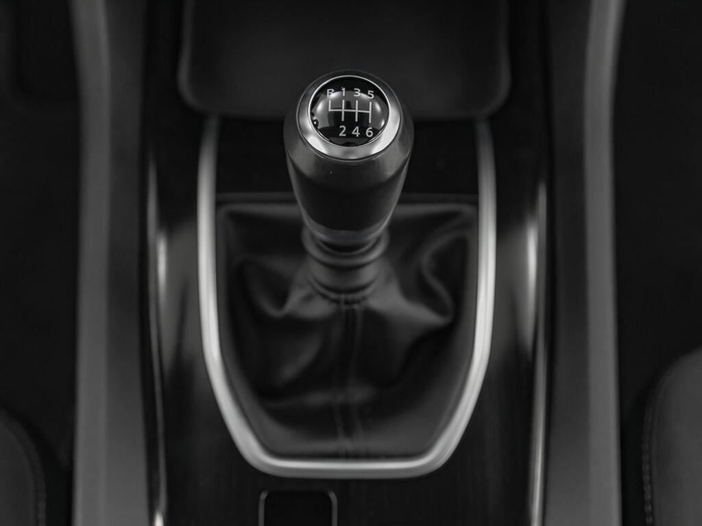 Nissan Qashqai DIG-T 103kW (140CV) mHEV 4x2 Acenta 22