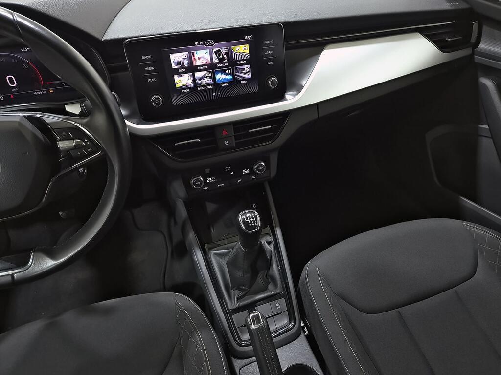 Skoda Kamiq 1.0 TSI 81kW (110CV) Ambition 28