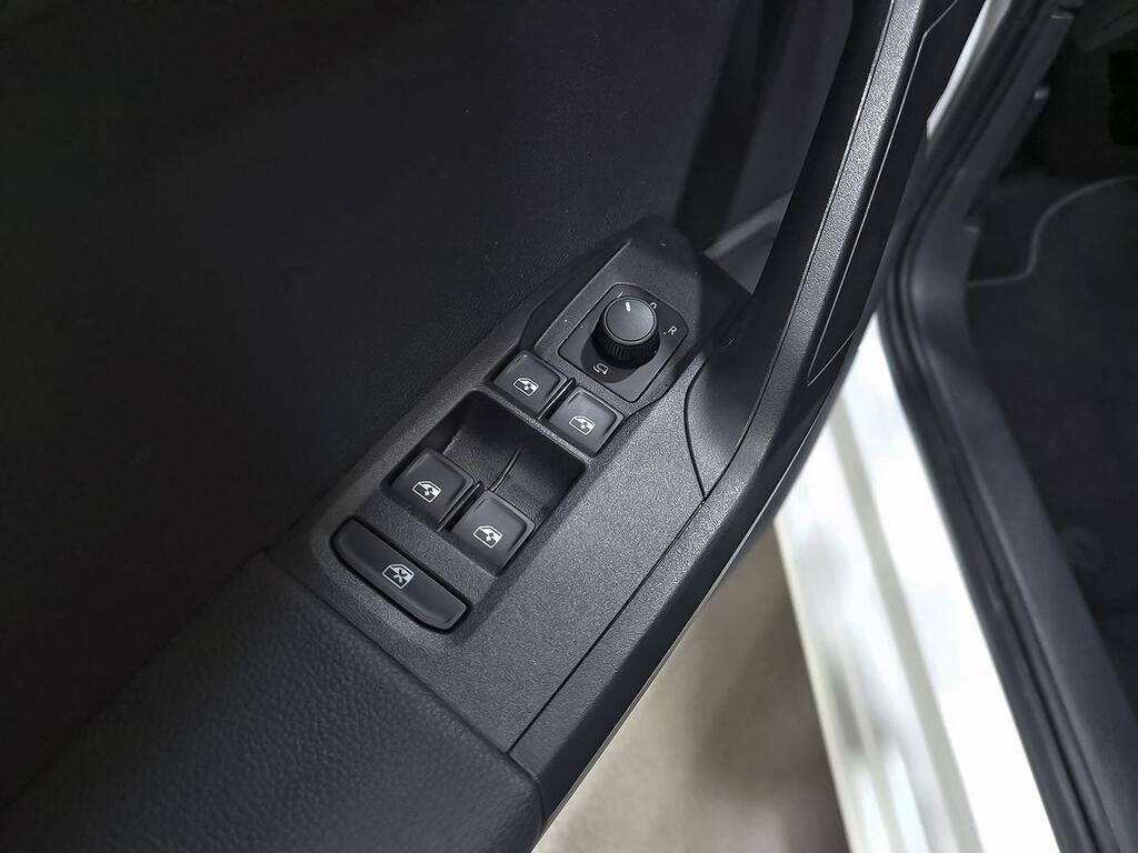 Seat Ibiza 1.0 TSI 85kW (115CV) Style Plus 11