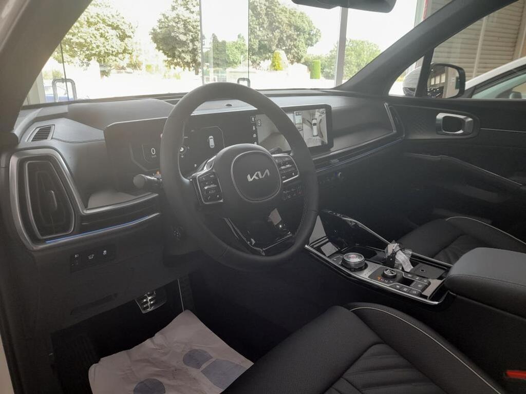 Kia Sorento 2.2 CRDi Emotion Pack Prem DCT 4x4 7pl 32